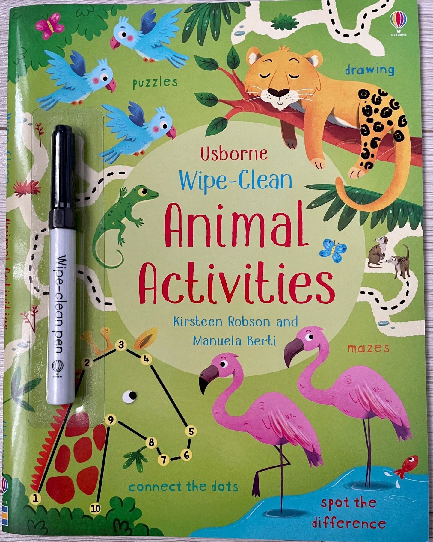 Carte de activități Usborne Wipe-Clean Animal Activities