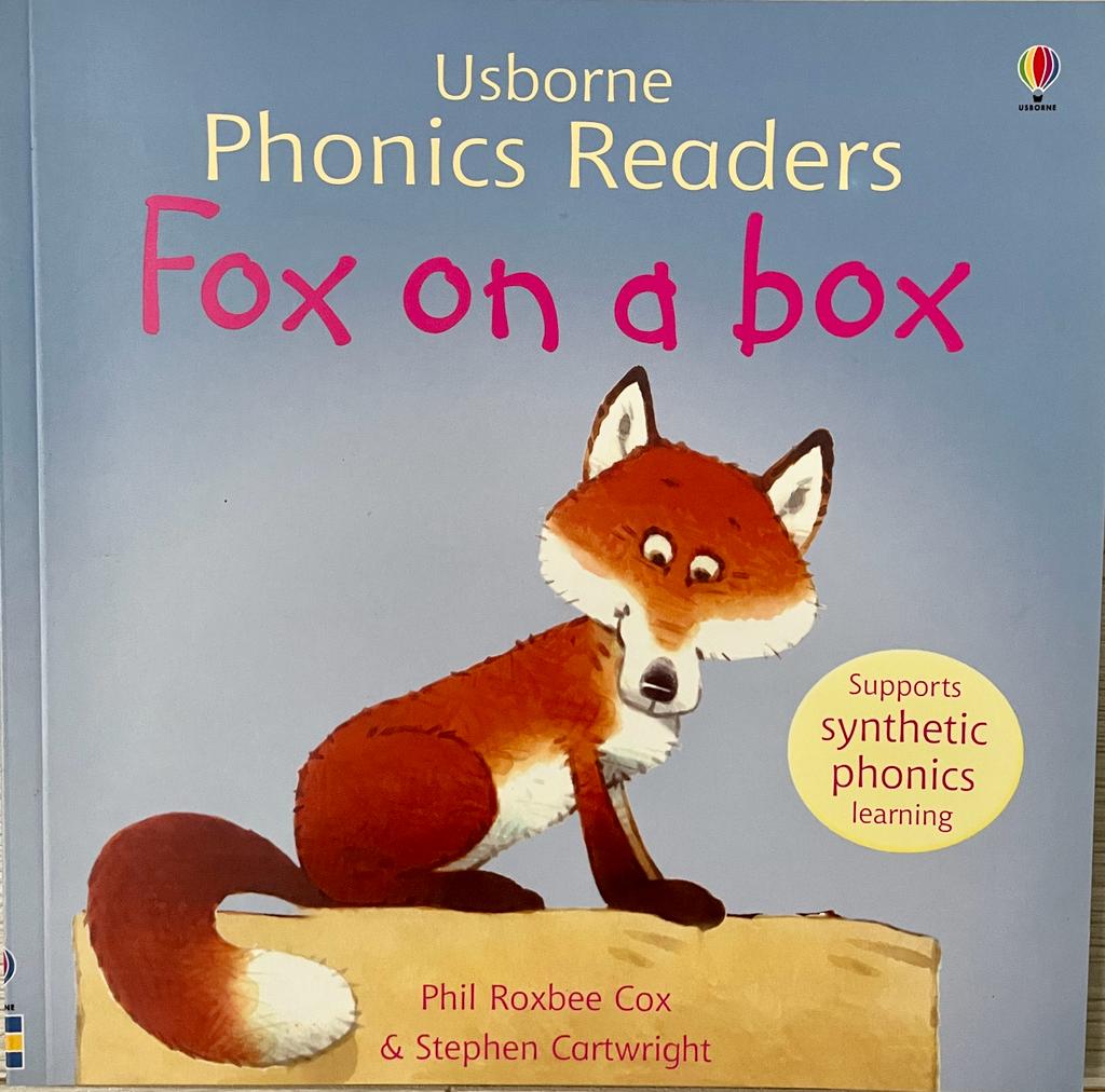 Usborne Phonics Readers - Fox on a Box