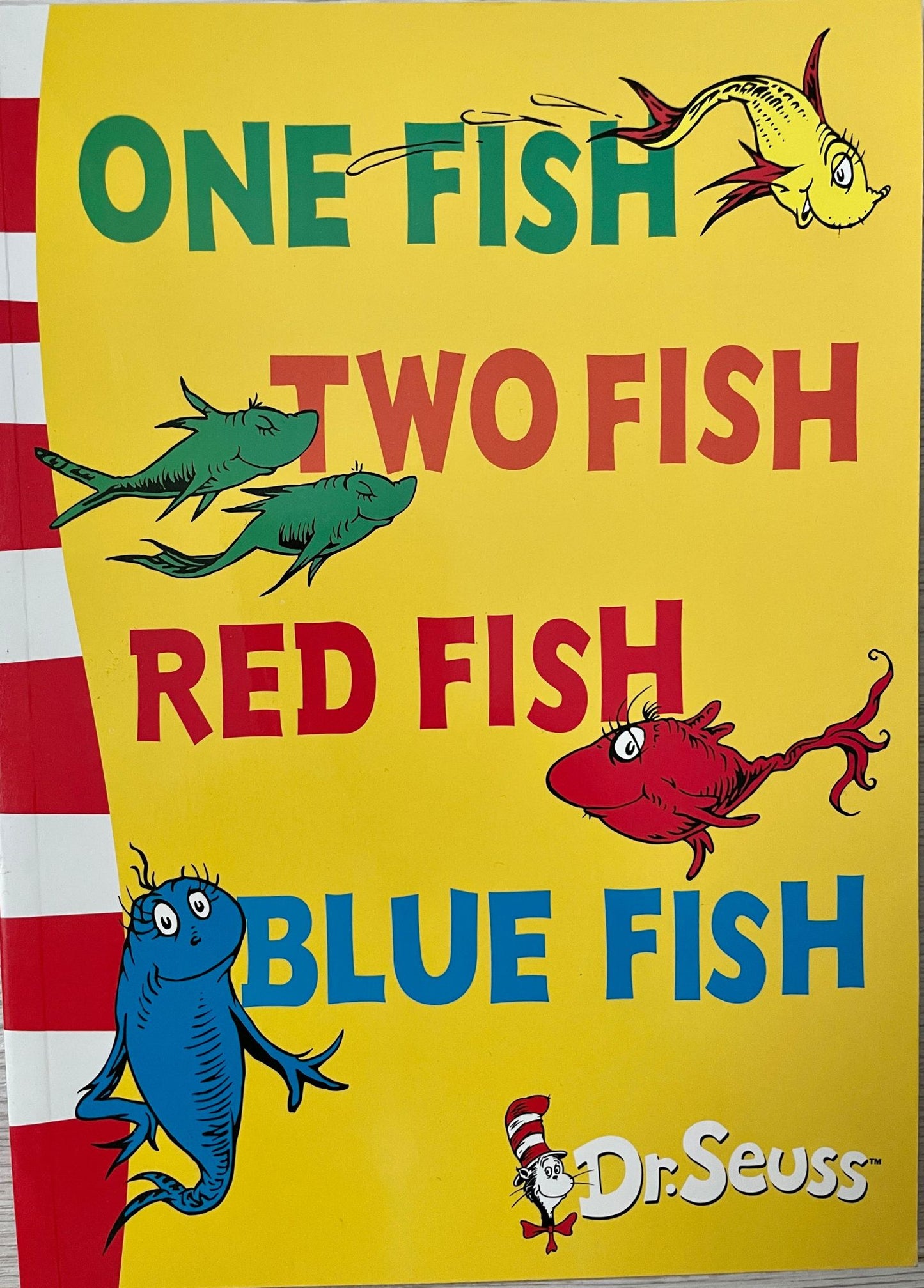 Dr. Seuss - One fish, two fish, red fish, blue fish